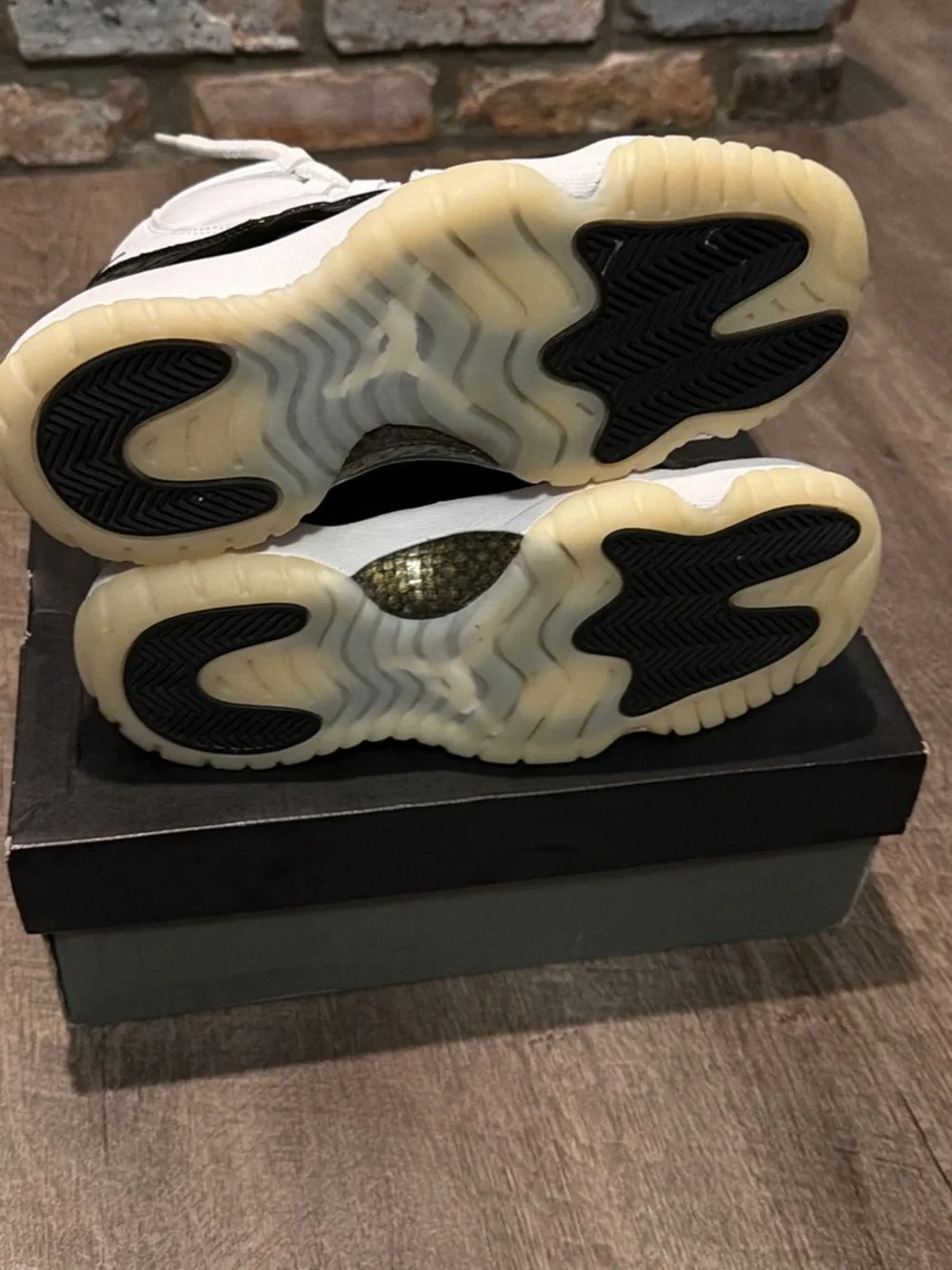 Jordan 11  Retro (GS) Sneakers